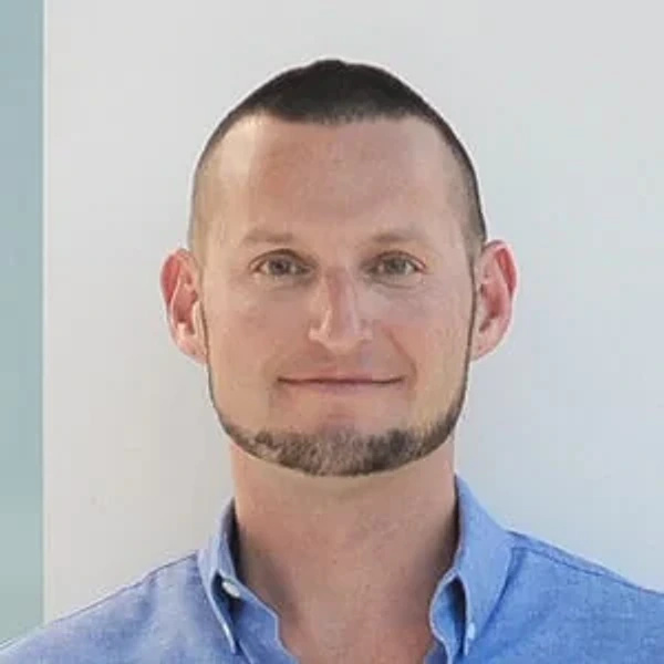 Headshot — Drew Anderson